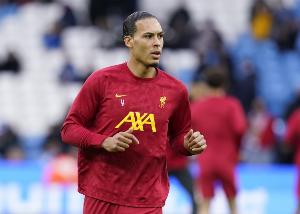 开云体育官网-范迪克谈未来:接下来几周会有消息,目前我没有真正感到恐慌