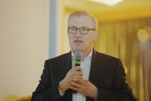 kaiyun sports-德雷森：祝贺穆勒跻身欧冠出场前三  要把德甲冠军收入囊中