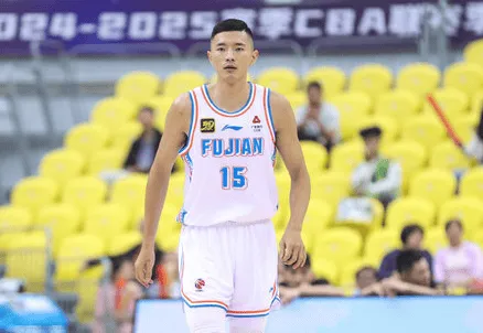 开云体育-陈林坚:在场上打得很放松,现在慢慢学会主动交流了