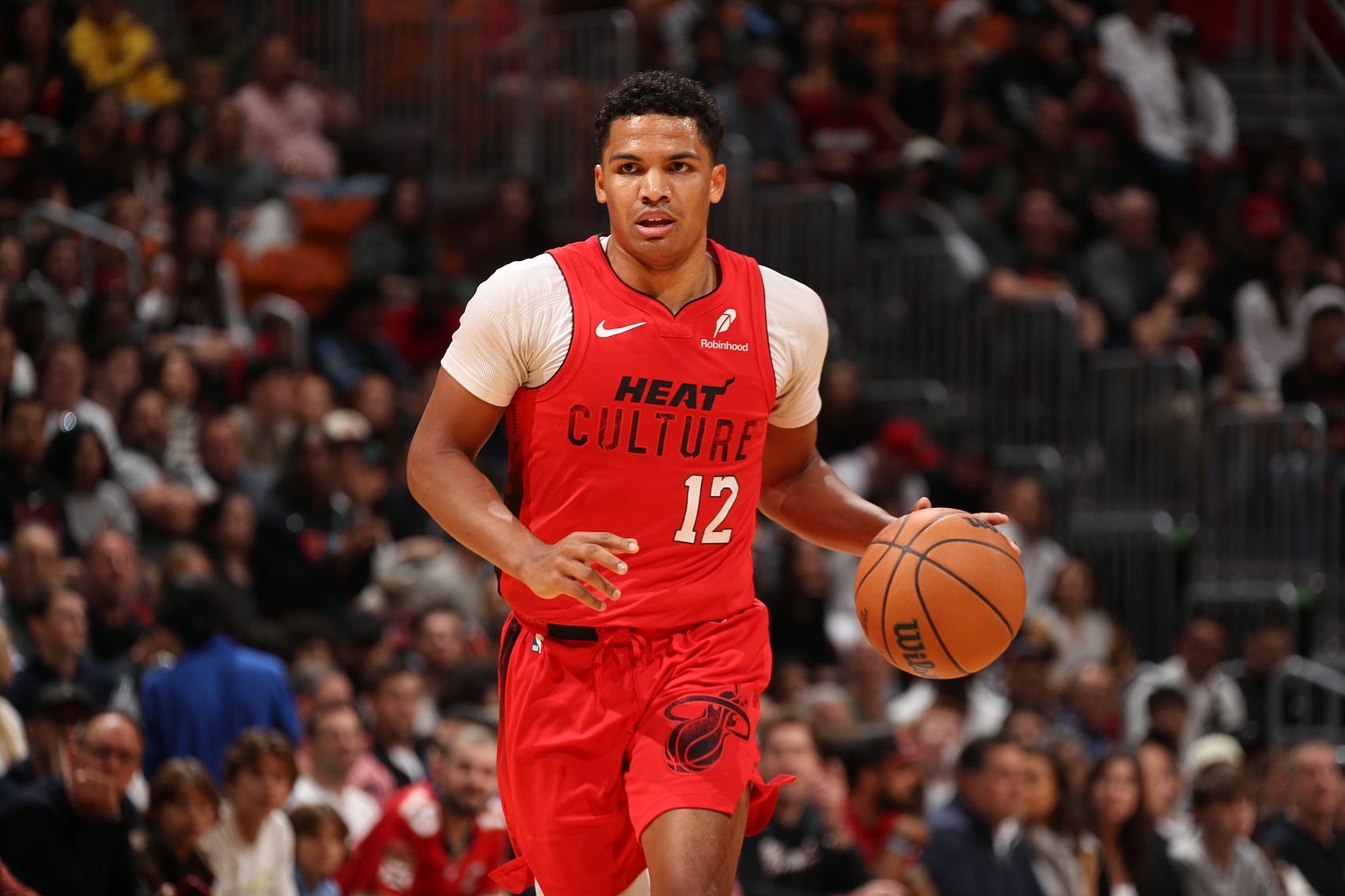 美媒透露凯-琼斯与热火暂未展开实质接触 德鲁-史密斯或再度加盟热火